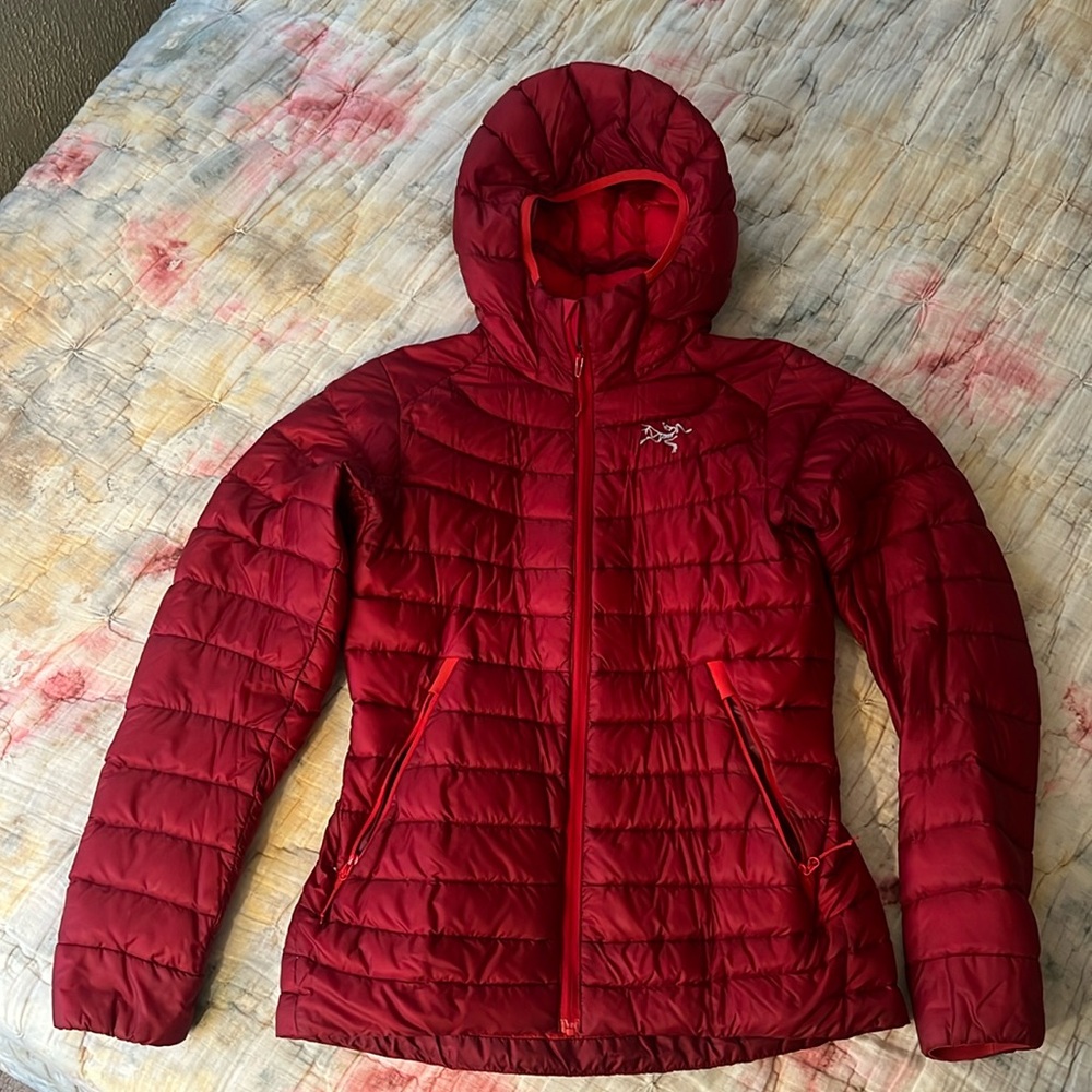 Arc’teryx insulated women’s jacket